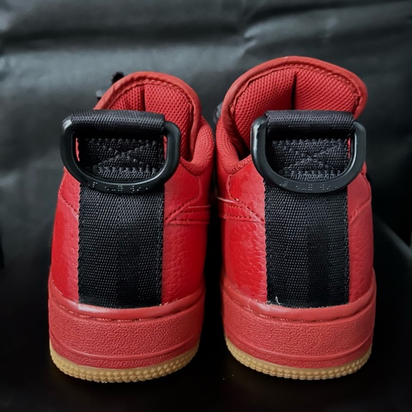 Nike Air Force 1 Utility Gs Dune Red-Black - Picture 2 of 7